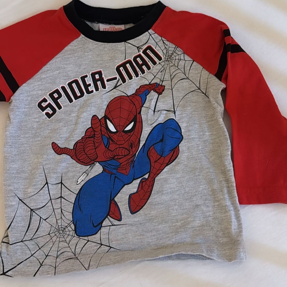 Spider-man marvel longsleeve graphic tee 2 yr